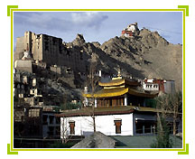 Leh Monastery, Leh Travel Vacations
