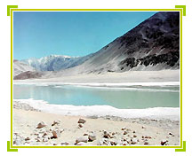 Tsomoriri Lake, Ladakh Holidays